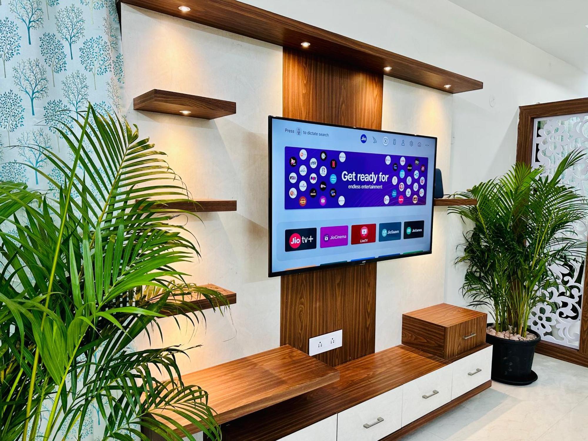 Truelife - 3Bhk Family Suites - Ps4 Pure Veg Restaurant On The Way To Balaji Temple - 2500 Sft Large Signature Apartment - Modular Kitchen - Super Fast Wifi, Smart Tv, 250 Jio Channels - Parking - Easy Access To All Temples - Top Service With Lots Of Tirupati Extérieur photo