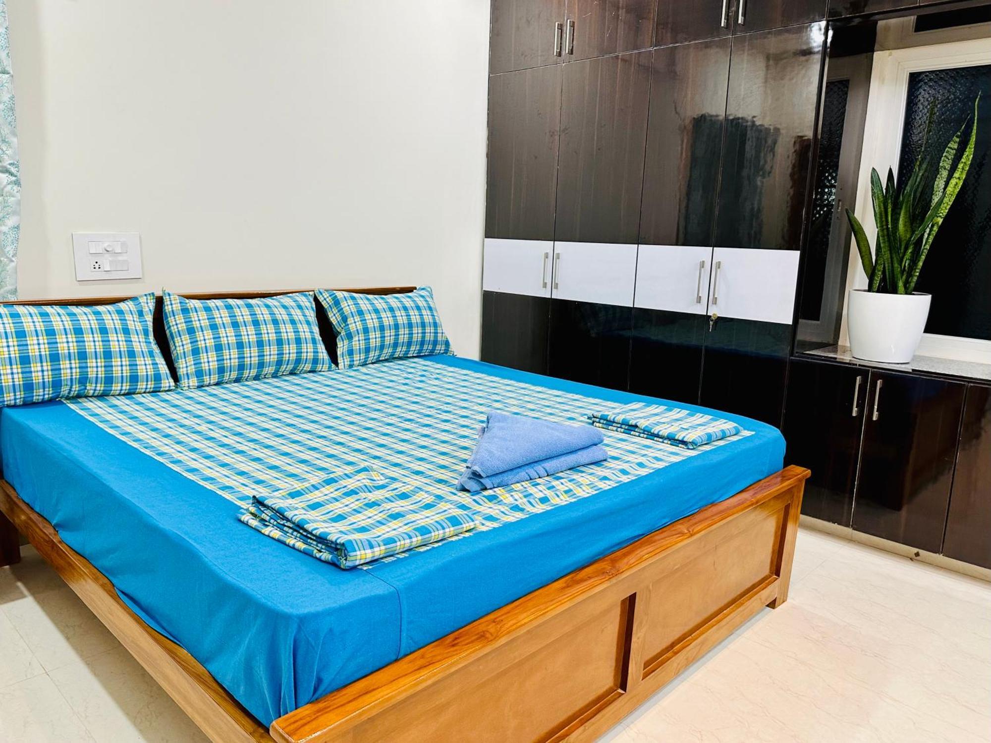 Truelife - 3Bhk Family Suites - Ps4 Pure Veg Restaurant On The Way To Balaji Temple - 2500 Sft Large Signature Apartment - Modular Kitchen - Super Fast Wifi, Smart Tv, 250 Jio Channels - Parking - Easy Access To All Temples - Top Service With Lots Of Tirupati Extérieur photo