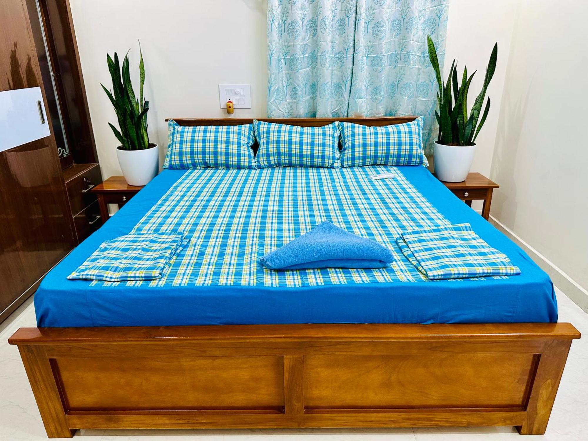 Truelife - 3Bhk Family Suites - Ps4 Pure Veg Restaurant On The Way To Balaji Temple - 2500 Sft Large Signature Apartment - Modular Kitchen - Super Fast Wifi, Smart Tv, 250 Jio Channels - Parking - Easy Access To All Temples - Top Service With Lots Of Tirupati Extérieur photo