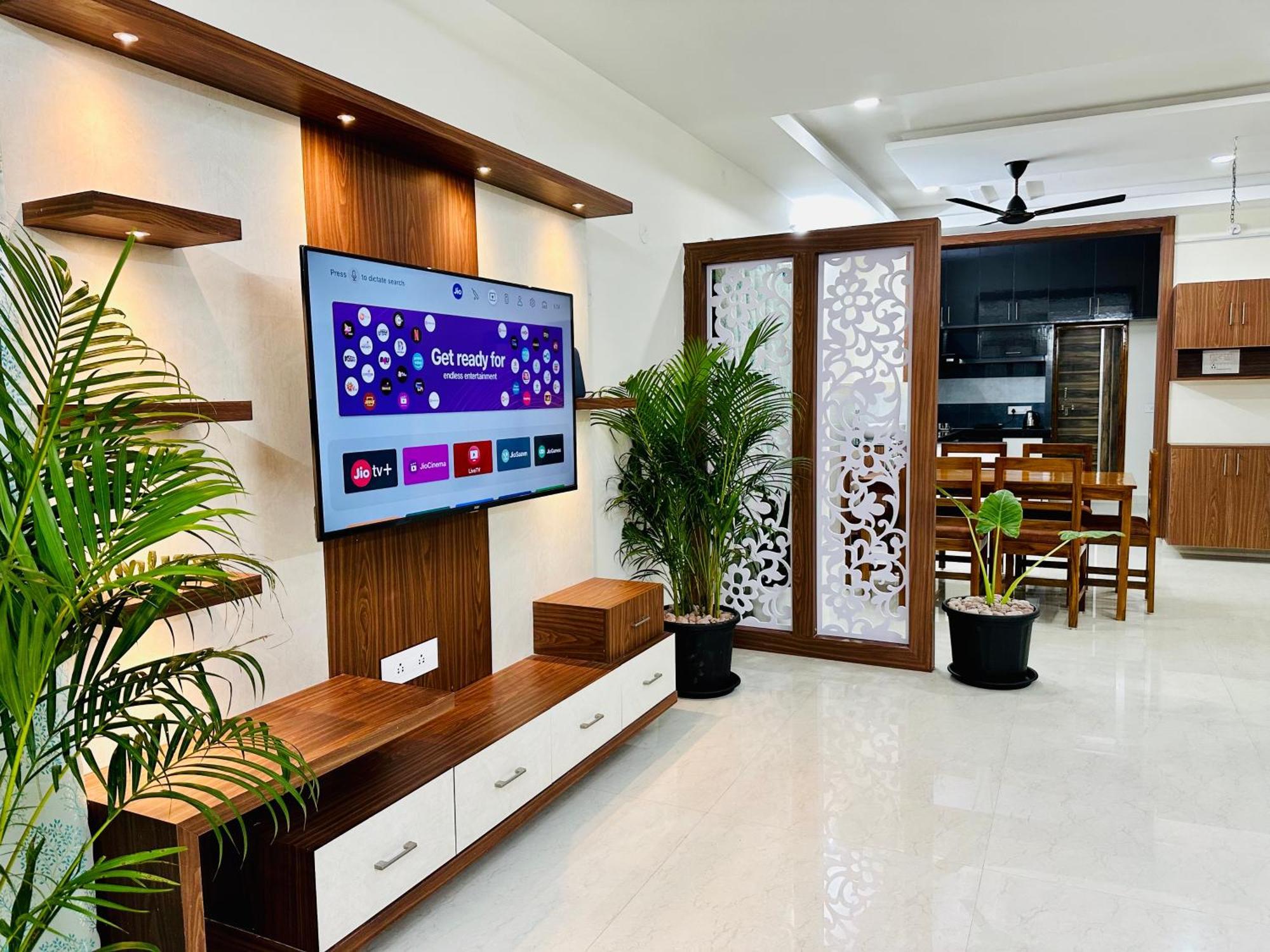Truelife - 3Bhk Luxury Suites - Ps4 Veg Restaurant, On The Way To Balaji Temple - 2500 Sft Large Signature Apartments - Modular Kitchen - Super Fast Wifi, Smart Tv, 250 Jio Channels - Parking - Easy Access To All Temples - Top Service With Lots Of Lo Tirupati Extérieur photo